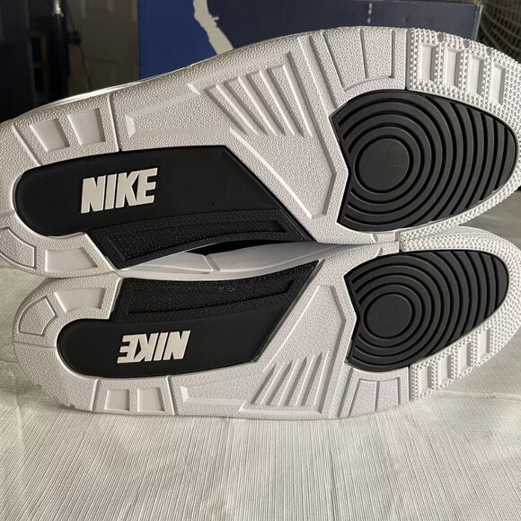 Air Jordan 3 Retro SP Fragment Design - Picture 4 of 5